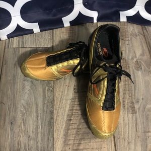 Brooks Track and Field Spikes Men’s Size 9.5